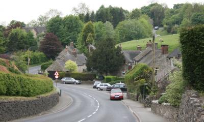 Kniveton village